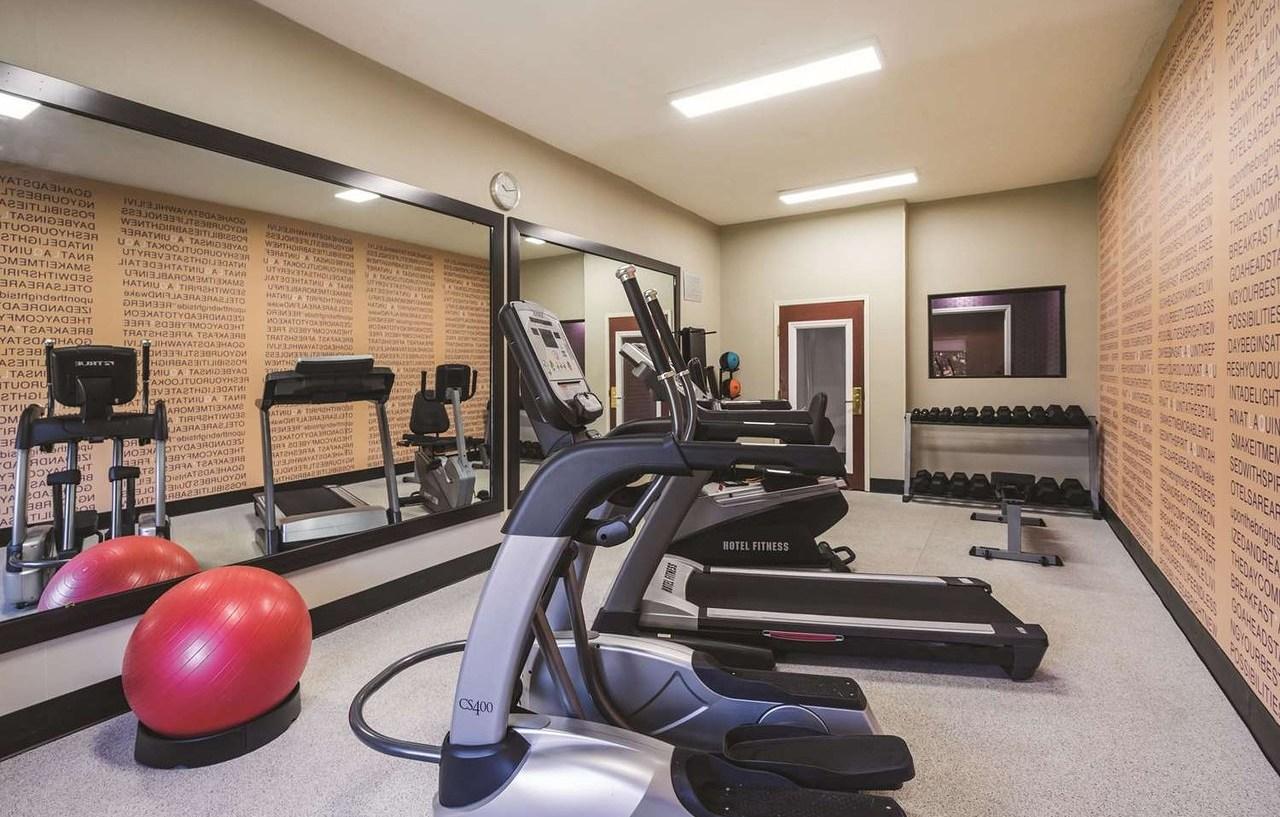 La Quinta & By Wyndham East 3*
